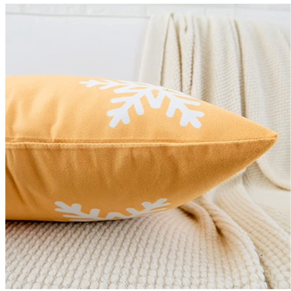 NEW Decorative Yellow Snowflake Throw Pillow Covers 18x18 inch (Set of 2) - Picture 2 of 6